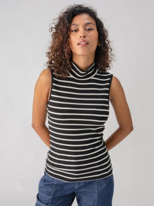Urbanunited.shop22943aa3e4 1